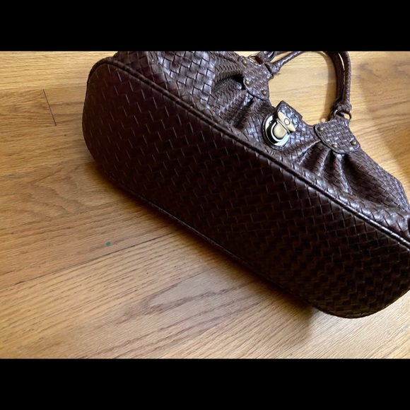 Handbag - Picture 3 of 9